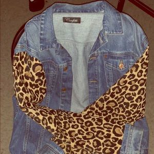 Confetti original Cheetah jean jacket